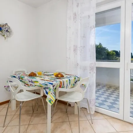 Seaside 066 By Guide Lägenhet Pula