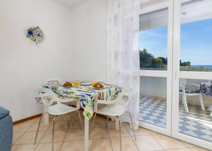 Seaside 066 By Guide Lägenhet Pula